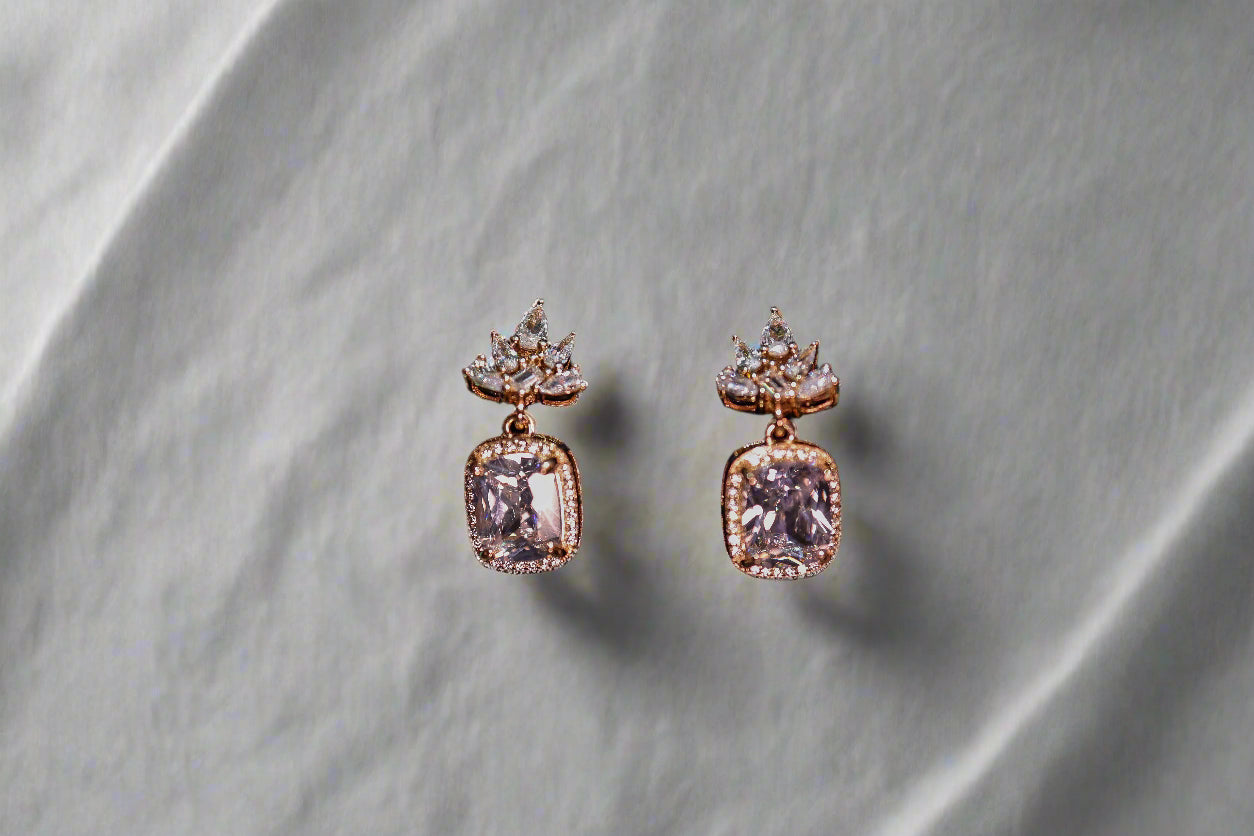 Lotus studs